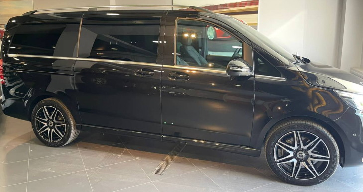 Выкупили Mercedes-Benz V-класс 300 d (W447) 2022 за 11 500 000 ₽ в Москве